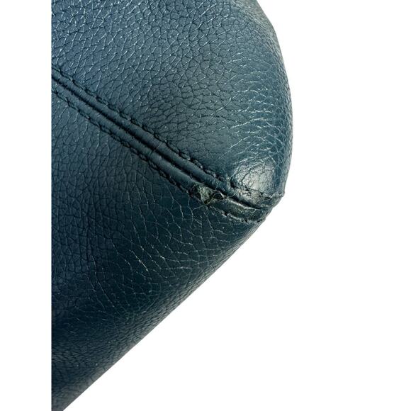 Chanel Executive Blue Caviar Leather Tote Bag - Picture 8 of 13